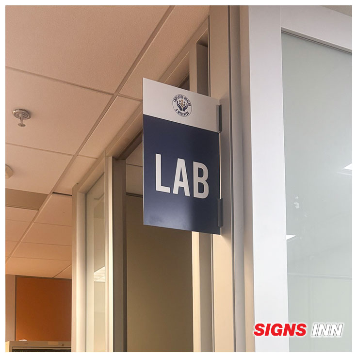 Blade Sign
